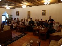 Помоћ за три породице